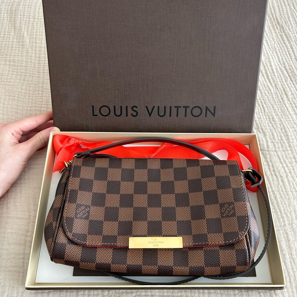 Louis Vuitton Favorite PM Damier